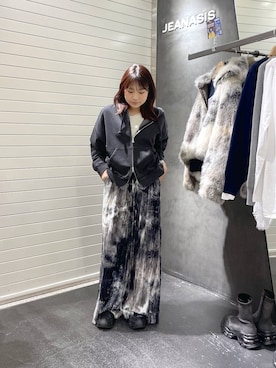 「JEANASIS（ジーナシス）のソフトラメリブUネックLS TEE/240318（Tシャツ/カットソー）」を使った、rikopin1209さん（レディース・153cm）の秋コーディネート