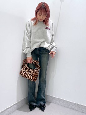 「FOREVER 21（フォーエバー トゥエンティーワン）のアイテム（スウェット）」を使った、rikopin1209さん（レディース・153cm）の冬コーディネート