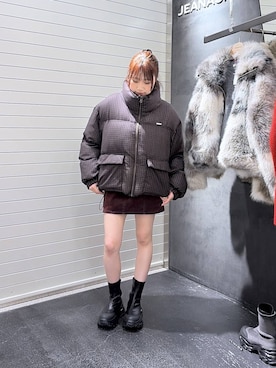 「アイテム（デニムスカート、レッド系）」を使った、rikopin1209さん（レディース・153cm）の冬コーディネート