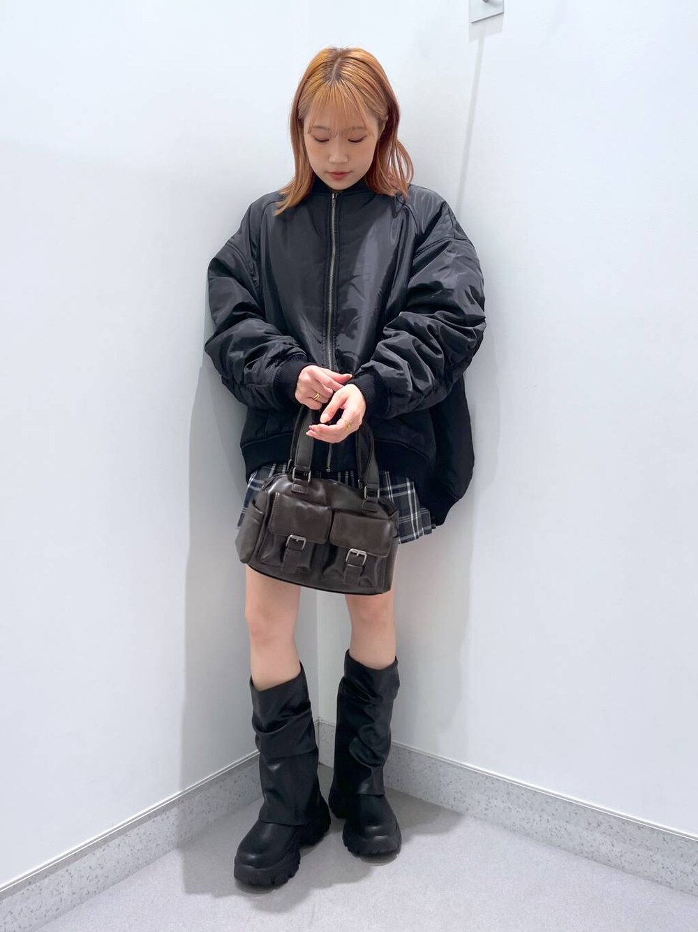 「ラフ、カジュアル」｜「FOREVER 21の【2024FW】袖シャーリングＭＡ１（MA-1、ブラック系）」を使った、rikopin1209さん（レディース・153cm）の秋コーディネートの1枚目の写真
