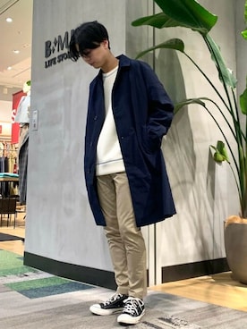 「BEAMS」｜「アイテム（ステンカラーコート）」を使った、B:MING by BEAMS MENさん（メンズ・175cm）の冬コーディネート