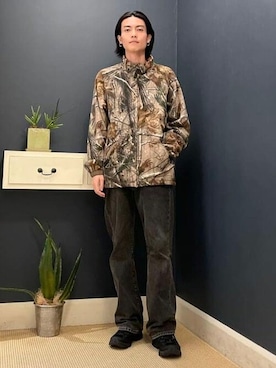 「WILD THINGS（ワイルドシングス）のアイテム（ブルゾン）」を使った、B:MING by BEAMS MENさん（メンズ・180cm）の冬コーディネート