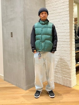 「B:MING by BEAMS（ビーミングバイビームス）のB:MING by BEAMS / 河田ダウン 撥水 マウンテン ダウン ベスト（ダウンベスト）」を使った、B:MING by BEAMS MENさん（メンズ・178cm）の冬コーディネート