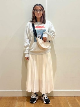 「アイテム（スウェット、シルバー系）」を使った、B:MING by BEAMS MENさん（レディース・163cm）の秋コーディネート