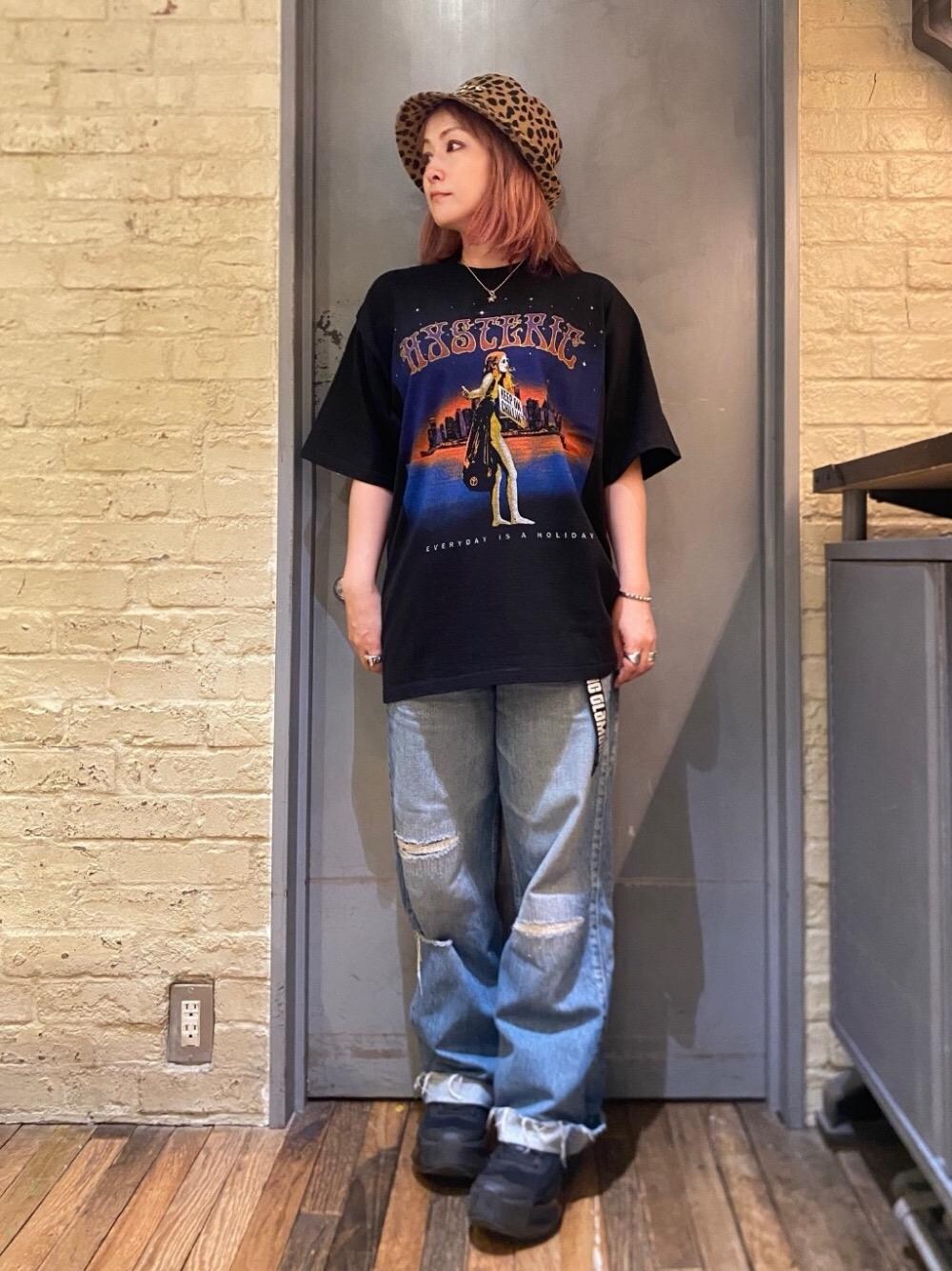 ヒステリックグラマー Tシャツ Keep on chillin デカロゴ 黒 M HYSTERIC GLAMOUR（ヒステリックグラマー）の「KEEP ON CHILLIN