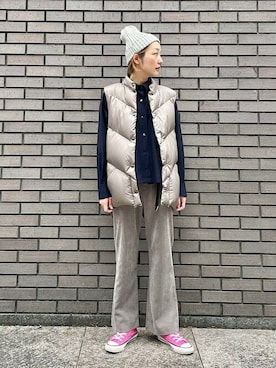 「アイテム（ダウンベスト）」を使った、阿部さん（レディース・165cm）の秋コーディネート