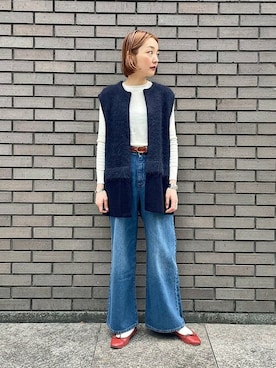 「アイテム（ベスト、ブルー系）」を使った、阿部さん（レディース・165cm）の秋コーディネート