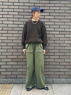 「アイテム（キャップ、ブルー系）」を使った、阿部さん（レディース・165cm）の秋コーディネート