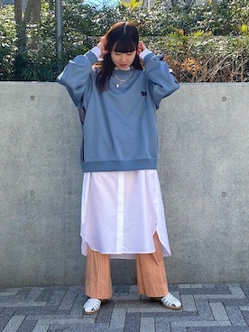 「アイテム（シャツワンピース）」を使った、安孫子さん（レディース・155cm）の春コーディネート