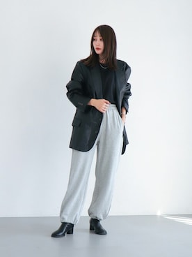 「スエット」｜「アイテム（ブーツ）」を使った、千葉さん（レディース・162cm）の秋コーディネート