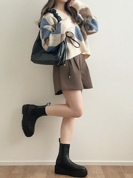 「VIVID LADY（ビビッドレディー）のアイテム」を使った、Ada.さん（レディース・155cm）の秋コーディネート