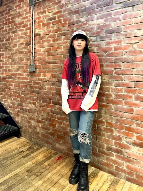 VAMPIRELLA/RUNNING RED Tシャツ（Tシャツ/カットソー