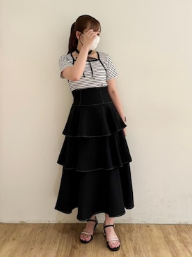 「MAJESTIC LEGON（マジェスティックレゴン）のクリアパールサンダル（サンダル、ブラック系）」を使った、みいぴさん（レディース・153cm）の夏コーディネート