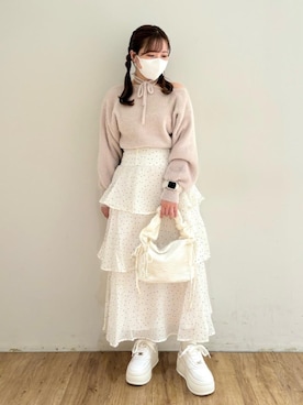 「MAJESTIC LEGON（マジェスティックレゴン）のプレート厚底スニーカー（スニーカー、ホワイト系）」を使った、みいぴさん（レディース・153cm）の秋コーディネート