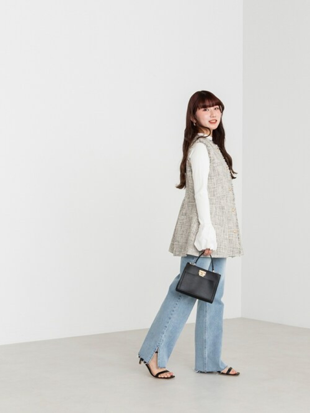 ◇【Oggi掲載】スプリングツイードペプラムジレを使った人気 ◇【Oggi掲載】スプリングツイードペプラムジレを使った人気