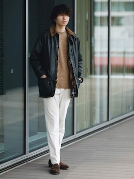 「ホワイトパンツ」｜「アイテム（ブルゾン）」を使った、BEAMS Fさん（メンズ・186cm）の秋コーディネート