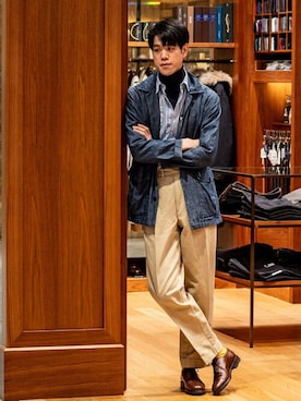「JOHN SMEDLEY（ジョンスメドレー）のアイテム（トップス）」を使った、BEAMS Fさん（メンズ・180cm）の冬コーディネート