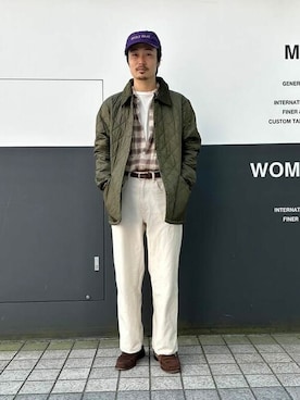 「ホワイトパンツ」｜「アイテム（ブルゾン）」を使った、BEAMS Fさん（メンズ・171cm）の秋コーディネート