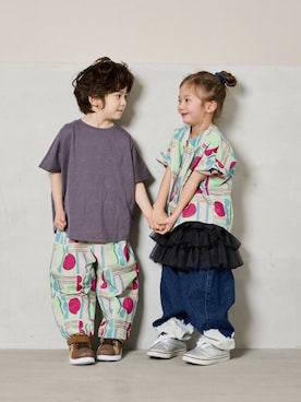 「BIG FIELD（ビッグフィールド）のアイテム（パンツ）」を使った、MARKEY'Sさん（キッズ・108cm）の春コーディネート