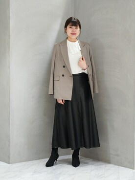 「UNTITLED（アンタイトル）のアイテム（ジャケット/アウター）」を使った、ジェイアール名古屋タカシマヤさん（レディース・163cm）の秋コーディネート