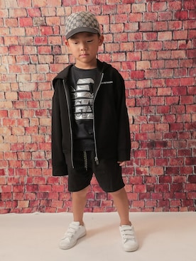 「アイテム（パーカー）」を使った、ジェイアール名古屋タカシマヤさん（キッズ・115cm）の秋コーディネート