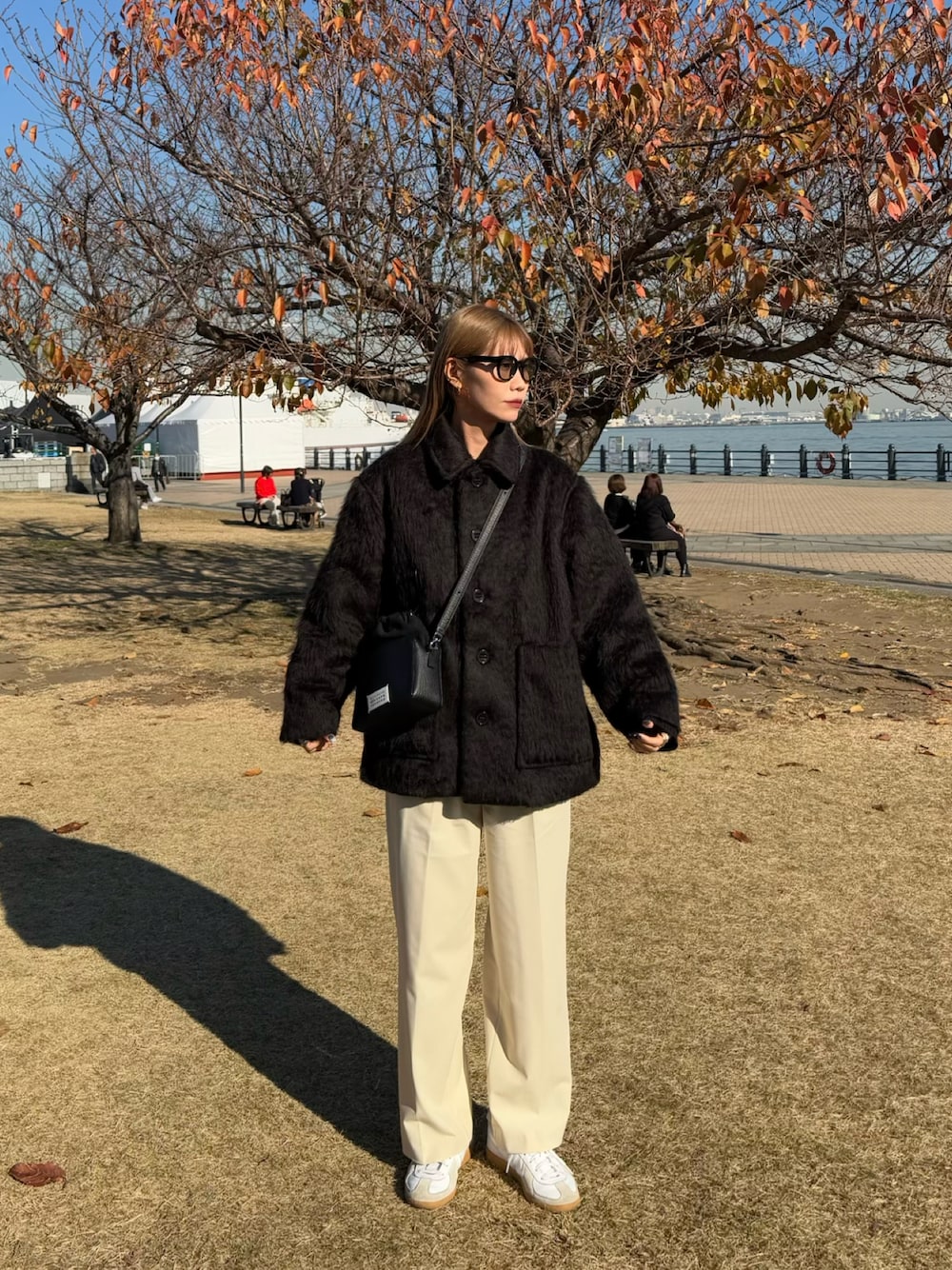 LA PEAU DE GEM】 シャギーミドルコートを使った人気ファッション