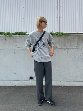 「feepur（フェピュール）のアイテム（スウェット）」を使った、asammyさん（レディース・170cm）の秋コーディネート