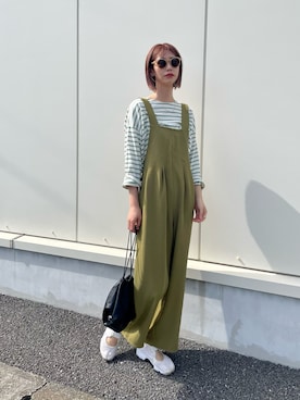 「GU（ジーユー）のアイテム（オールインワン・サロペット）」を使った、asammyさん（レディース・170cm）の春コーディネート