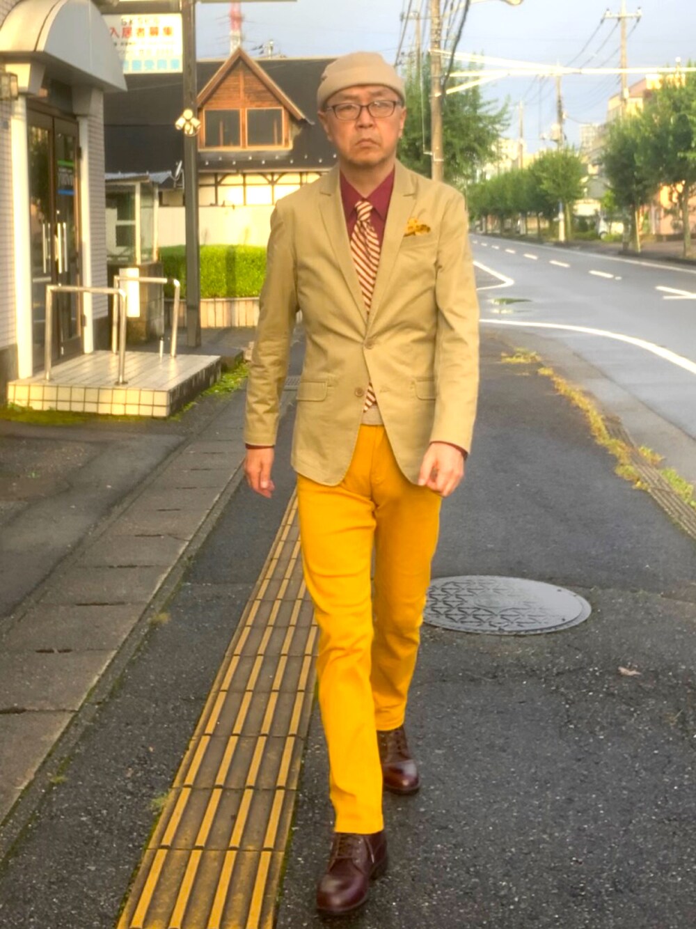 「トラッド、カラーパンツ、フィッシャーマンキャップ、ブーツ、WEAR文芸部」｜「improvesのアイテム（デニムパンツ、イエロー系）」を使った、でゑさん（メンズ・175cm）の秋コーディネートの1枚目の写真