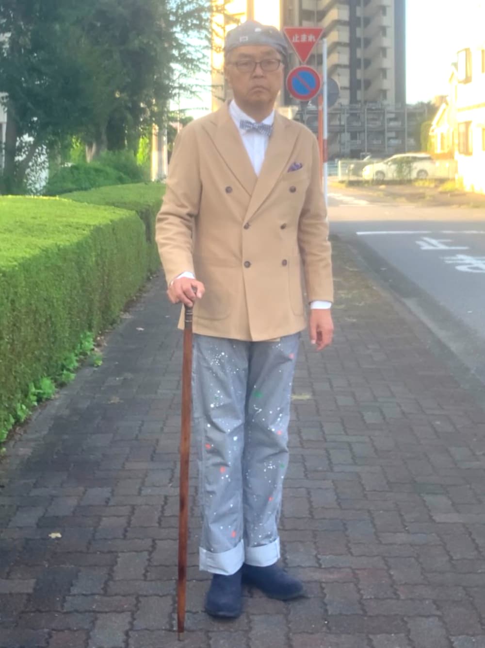 「トラッド、ヒッコリーパンツ、ペインターパンツ、ハンチング逆被り、WEAR文芸部」｜「RICORZOのアイテム（テーラードジャケット、ベージュ系）」を使った、でゑさん（メンズ・175cm）の秋コーディネートの1枚目の写真