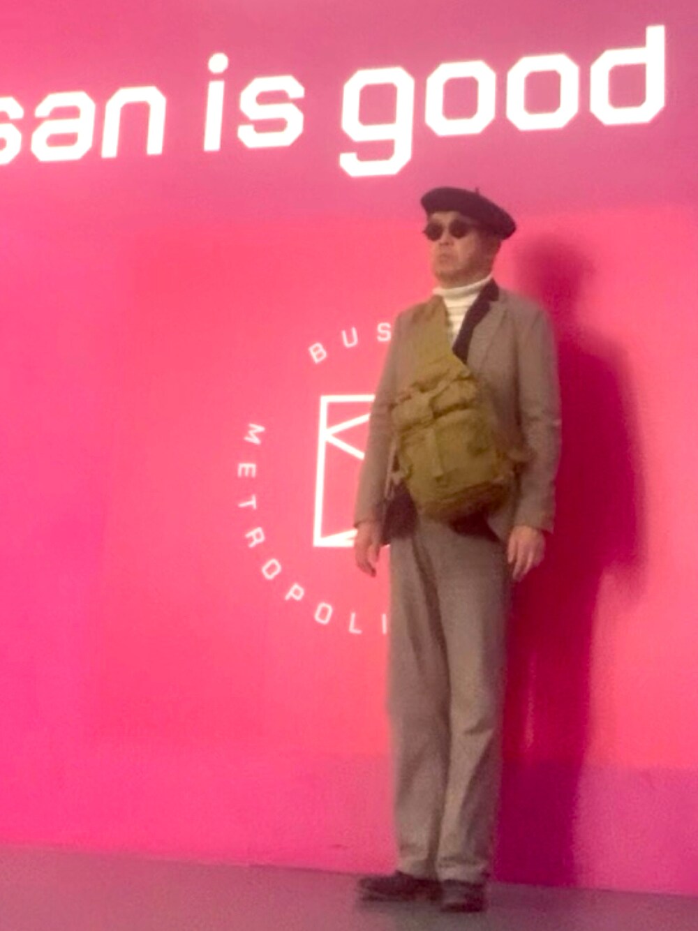 「トラッド、旅コーデ、レイヤードスタイル、リバーシブル、WEAR文芸部」｜「ワークマンのアイテム（テーラードジャケット、ベージュ系）」を使った、でゑさん（メンズ・175cm）の冬コーディネートの1枚目の写真