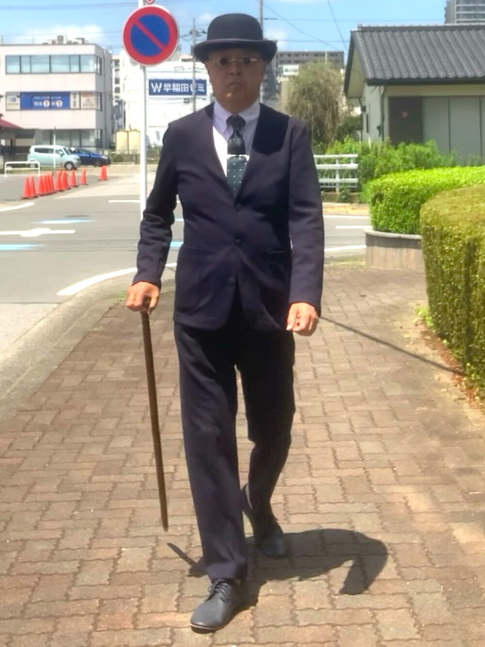 「トラッド、襟なしジャケット、ボタンダウンシャツ、ボーラーハット、WEAR文芸部」｜「AOYAMAの青山の新製品、パジャマスーツ（セットアップ、ブルー系）」を使った、でゑさん（メンズ・175cm）の夏コーディネートの1枚目の写真