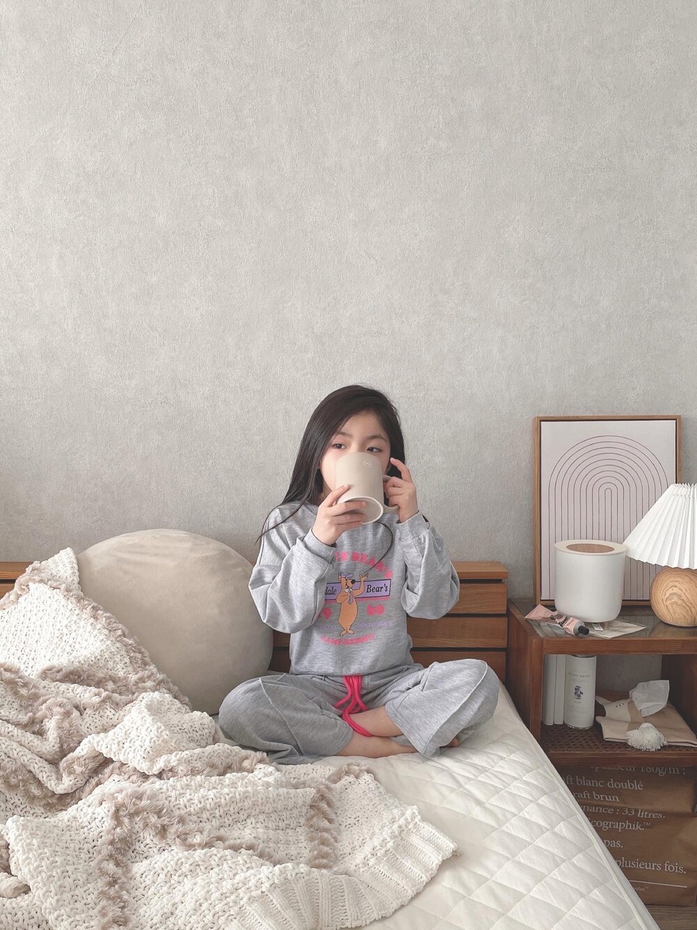 「女の子、ルームウェア、くま、小学生」｜「mabeob＿kidsのアイテム（ルームウェア、その他）」を使った、RIOさん（キッズ・120cm）の冬コーディネートの1枚目の写真