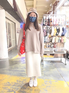 「アイテム（エコバッグ/サブバッグ、レッド系）」を使った、SHINRUさん（レディース・160cm）の春コーディネート