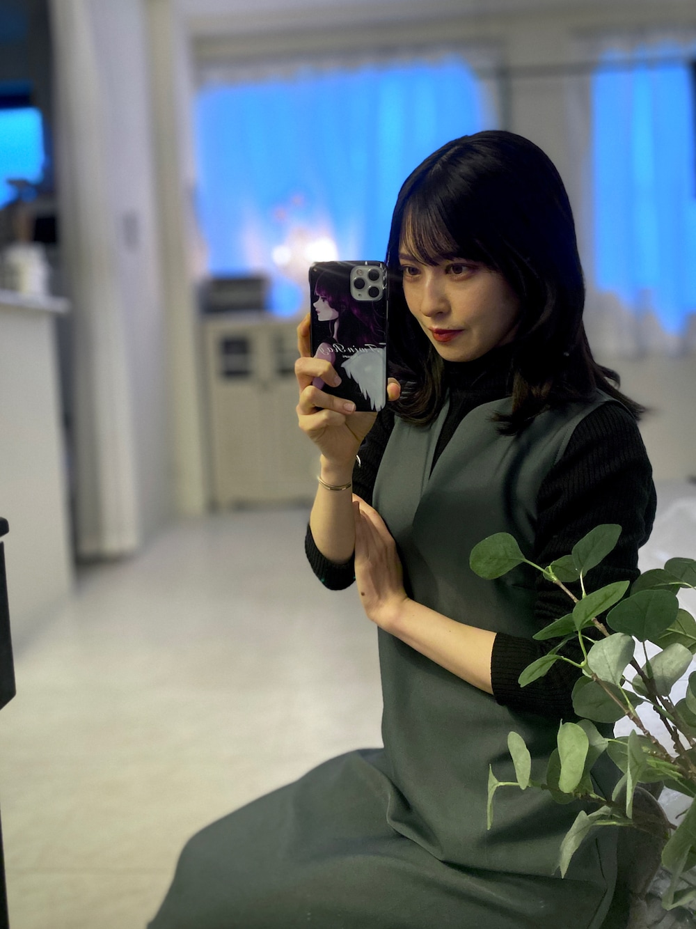 「シンプルスタイル、ootd、大人女子、冬、きれいめカジュアル、30代コーデ、GU、ABITOKYO、タートルネック、ワンピース、プチプラ、冬のコーデ、緑、黒、ブルベ冬」｜「GUのアイテム（ニット/セーター、ブラック系）」を使った、tamaさん（レディース・162cm）の冬コーディネートの1枚目の写真