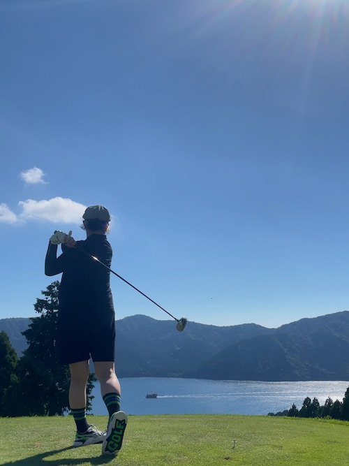 Callawayのアイテムを使った「GOLF」のレディース人気ファッション