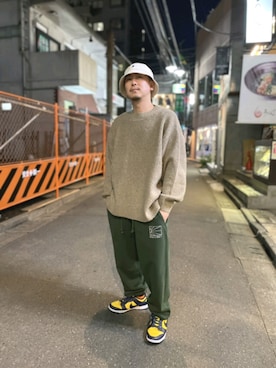 「WHITELAND（ホワイトランド）のアイテム（ニット/セーター）」を使った、LHP福岡店 staffさん（メンズ・165cm）の秋コーディネート