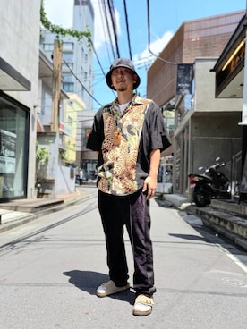 「blackmeans（ブラックミーンズ）のアイテム（トップス）」を使った、LHP福岡店 staffさん（メンズ・165cm）の夏コーディネート
