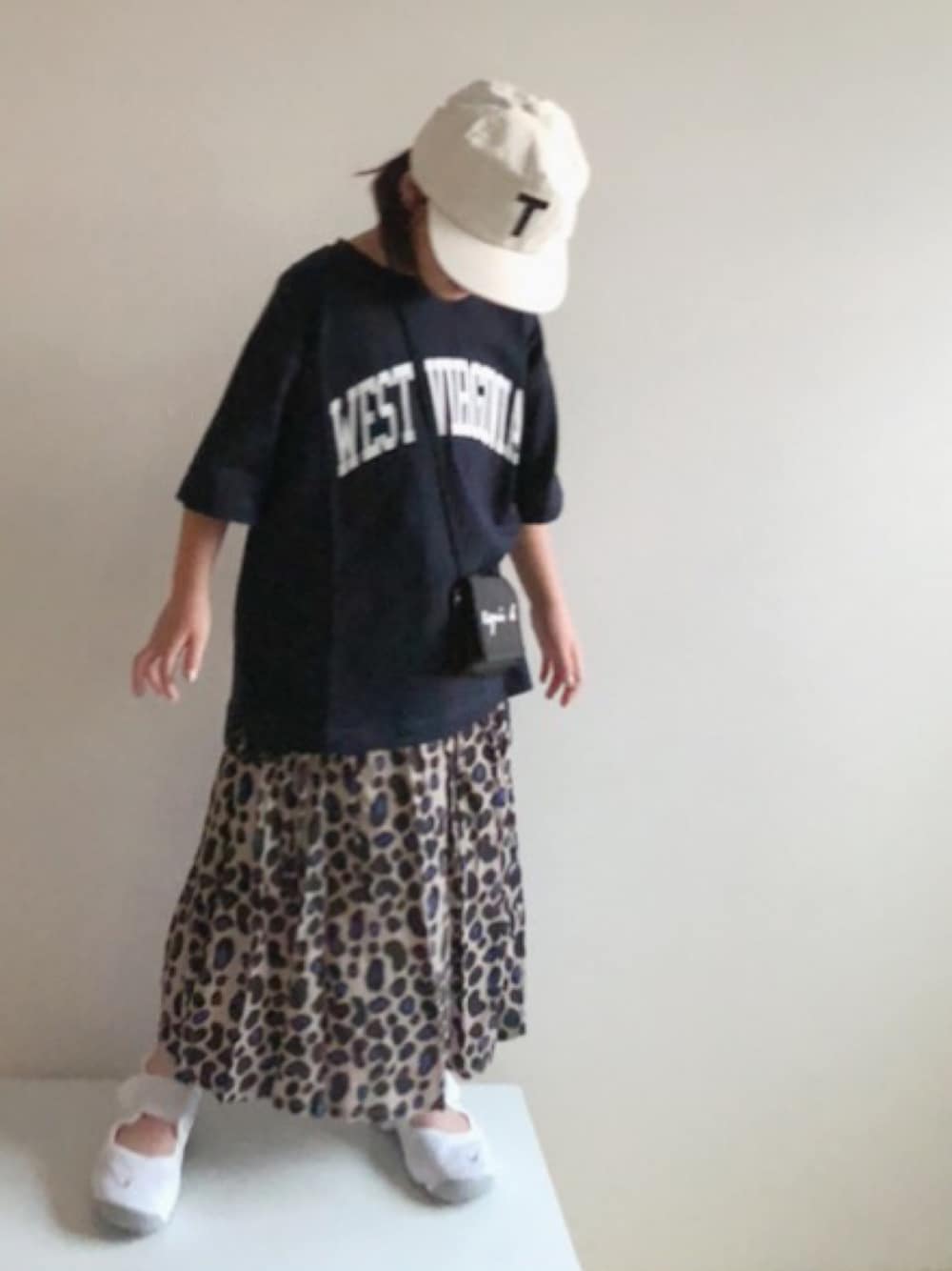 「エアリフト、キャップ、ロングスカート、レオパード、ロゴT、夏だ」｜「CIAOPANIC TYPYの【ZOZOTOWN限定】WESTVERGINIAカレッジロゴTee（Tシャツ/カットソー、ブルー系）」を使った、nami *さん（キッズ・110cm）の夏コーディネートの1枚目の写真