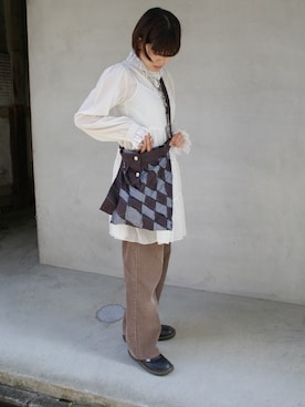 「古着 フロリダのアイテム（パンツ、ブラウン系）」を使った、年金さん（レディース・156cm）の冬コーディネート