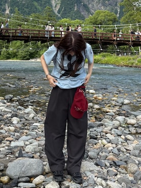 「アイテム（スラックス）」を使った、Tokukoさん（レディース・155cm）の夏コーディネート