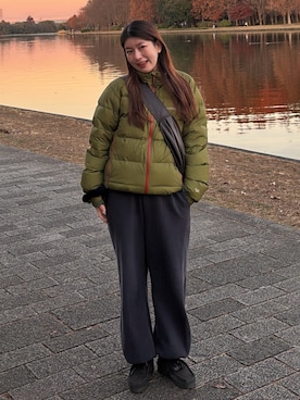 「アイテム（モカシン/デッキシューズ）」を使った、Tokukoさん（レディース・155cm）の冬コーディネート