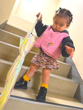 「アイテム（ダウンベスト）」を使った、chiiさん（キッズ・70cm）の秋コーディネート