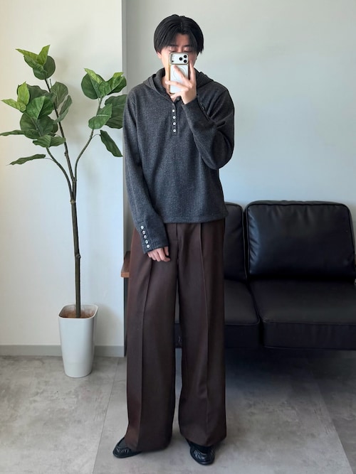 「SELLE GLANT(セレグランテ)のMELANGE RIB HENLEY NECK HOODIE/メランジリブヘンリーネックフーディー(パーカー)」を使った、syogoさん(メンズ・180cm)の秋コーディネート