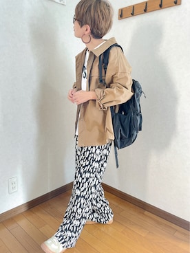 「ミリタリージャケット」｜「アイテム（バックパック/リュック）」を使った、あゆさん（レディース・157cm）の秋コーディネート