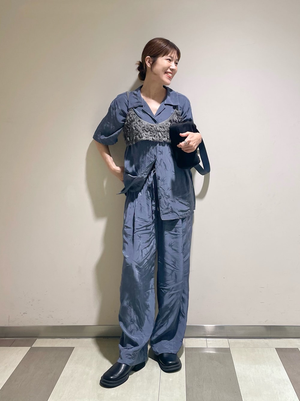 ベスト（グレー系）を使った「セットアップ」のレディース人気