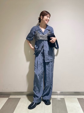 「TODAYFUL（トゥデイフル）のアイテム（シャツ/ブラウス）」を使った、𝕂𝔼𝕀𝕂𝕆さん（レディース・160cm）の秋コーディネート