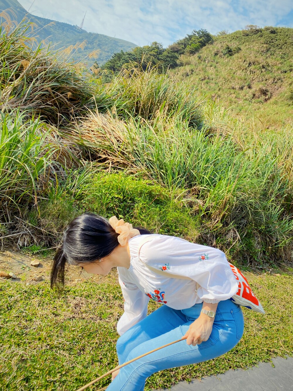 「ootd、outfit、vintage、oldskool、RETRO GIRL、CASIO、summer style、lookbook、90’s、lebeccaboutique、summer、summer outfit、denim」｜「LEBECCA boutiqueの lebecca boutique（トップス、ホワイト系）」を使った、Zooeyさん（レディース・165cm）の冬コーディネートの1枚目の写真