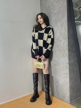 EMODA Official_STAFFさん（レディース・165cm）の冬コーディネート