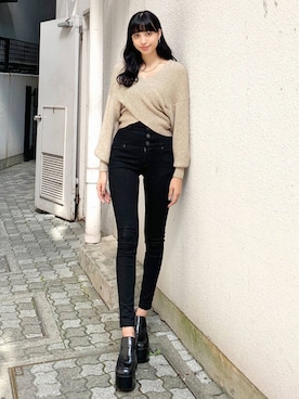 EMODA Official_STAFFさん（レディース・168cm）の冬コーディネート